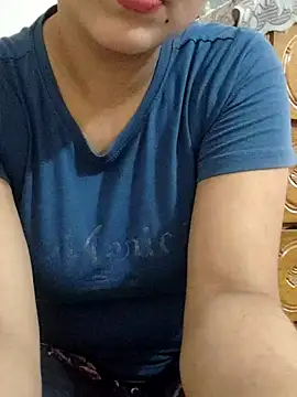 Tanha18 online show from November 2025 09:31:02 AM