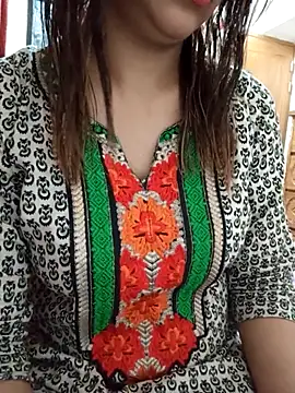 Snapshot of Tanha18 chatting on May 2026 04:04:02 PM Tanha18 online show from May 2026 04:04:02 PM