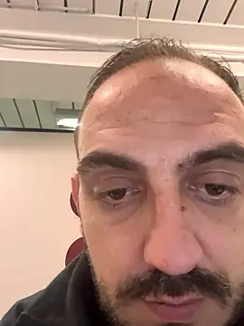 Snapshot of AlexGogo23 chatting on October 2025 11:44:01 AM AlexGogo23 online show from October 2025 11:44:01 AM