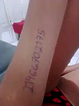 Camilanifeta online show from March 2026 12:10:02 PM