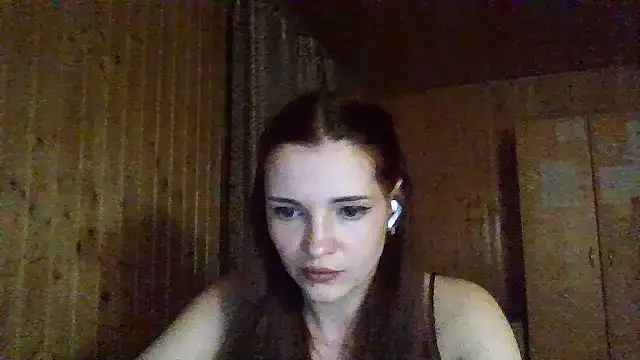 AmeliieLaFleur online show from April 2026 07:01:01 PM