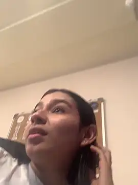 Snapshot of AlyssaRay chatting on January 2026 04:00:01 PM AlyssaRay online show from January 2026 04:00:01 PM