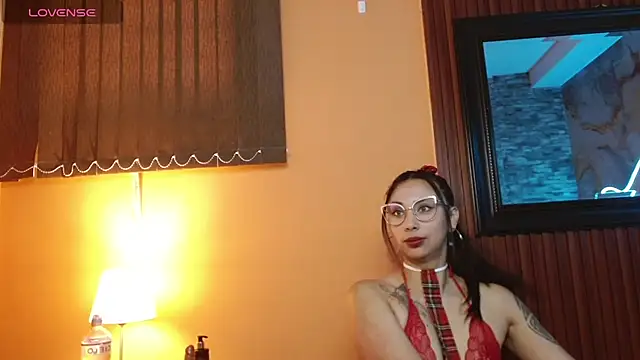 Snapshot of marilyncandy303av chatting on November 2025 12:38:01 PM marilyncandy303av online show from November 2025 12:38:01 PM