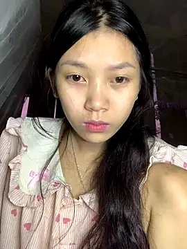 Snapshot of linh-lan1 chatting on October 2025 10:49:01 AM linh-lan1 online show from October 2025 10:49:01 AM