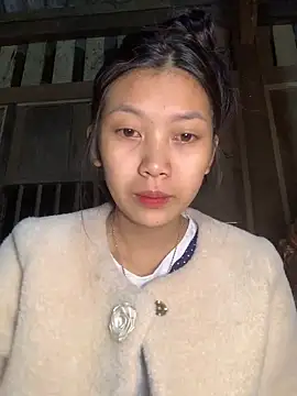 Snapshot of linh-lan1 chatting on December 2025 01:05:01 PM linh-lan1 online show from December 2025 01:05:01 PM