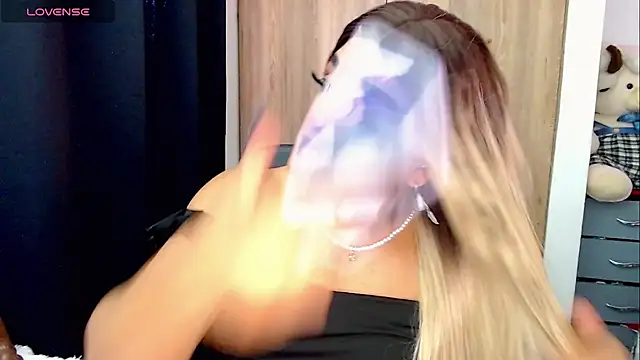 Sofiabigcock22 online show from January 2026 06:11:02 PM