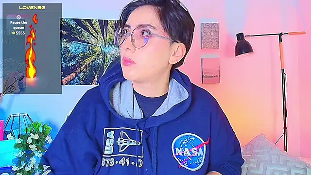 Alex carter online show from November 2025 10:15:02 AM