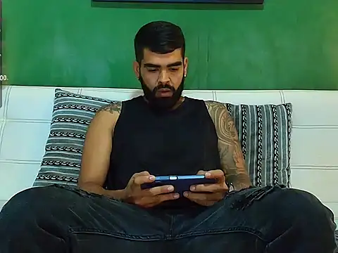 black kameron  online show from November 2025 11:58:02 PM