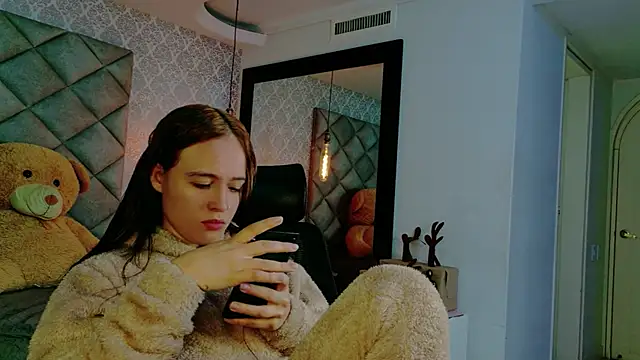 CARO ADAMS1 online show from January 2026 11:02:02 AM