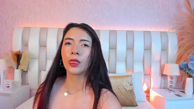 Ari lynn  online show from December 2025 03:25:01 AM