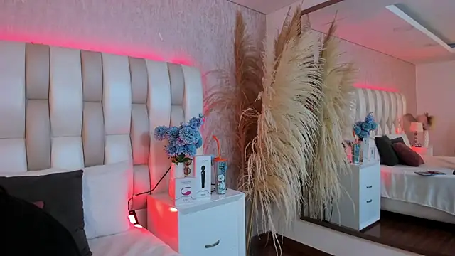 Ari lynn  online show from December 2025 03:26:02 AM