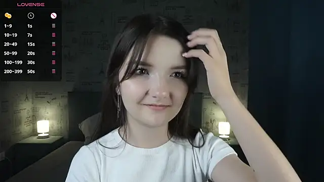 Snapshot of _Cute_World_ chatting on October 2025 09:49:02 PM Cute World online show from October 2025 09:49:02 PM