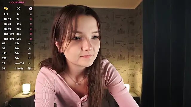 Snapshot of _Cute_World_ chatting on October 2025 09:42:01 PM Cute World online show from October 2025 09:42:01 PM