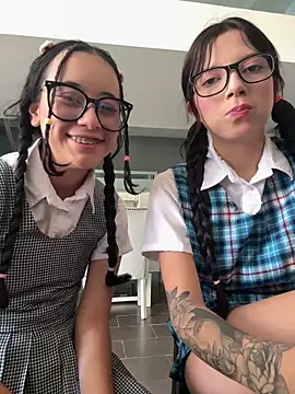 l0lita sweet online show from January 2026 03:27:01 PM