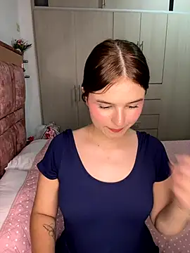 Snapshot of MIACUTEE_ chatting on November 2025 06:23:01 AM MIACUTEE online show from November 2025 06:23:01 AM