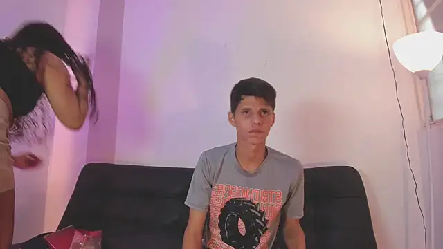 Hot3someParty online show from October 2025 07:58:01 PM