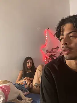 Snapshot of Sweett_pain chatting on October 2025 03:30:01 AM Sweett pain online show from October 2025 03:30:01 AM