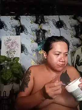 trishacummerts online show from May 2026 08:06:02 PM