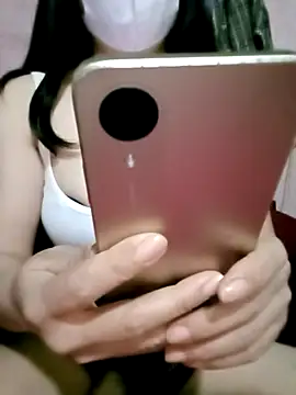 SansanCii online show from November 2025 09:28:01 PM