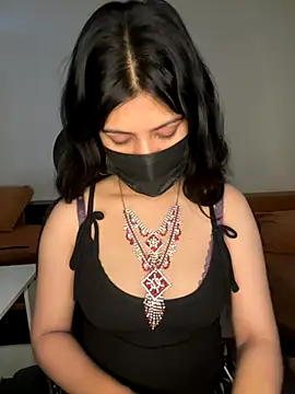 Snapshot of hey_wifey chatting on November 2025 10:25:02 AM hey wifey online show from November 2025 10:25:02 AM