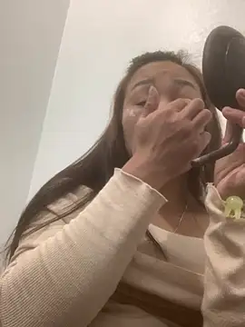 Snapshot of Linh_sexyy chatting on January 2026 01:16:01 PM Linh sexyy online show from January 2026 01:16:01 PM