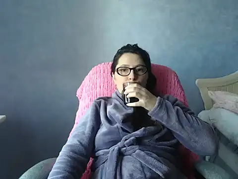 LuckyLisa23 online show from April 2026 10:29:02 AM