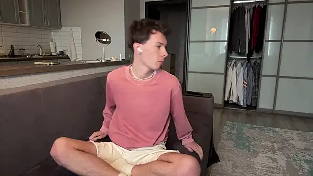 Snapshot of Jeremy1Scott chatting on November 2025 07:08:02 AM Jeremy1Scott online show from November 2025 07:08:02 AM