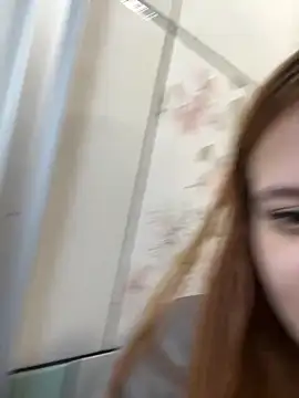 ruivinhadancer online show from November 2025 07:25:01 PM