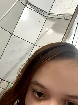 ruivinhadancer online show from January 2026 06:32:02 PM