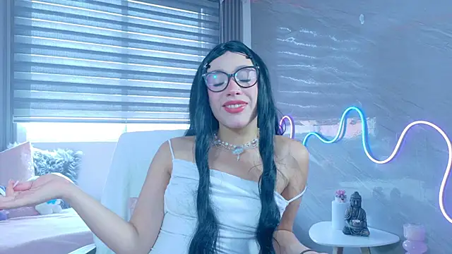 Snapshot of Naaomi_cute chatting on October 2025 07:40:01 PM Naaomi cute online show from October 2025 07:40:01 PM