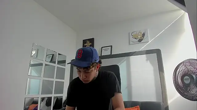 Sky Wild online show from October 2025 08:13:02 PM