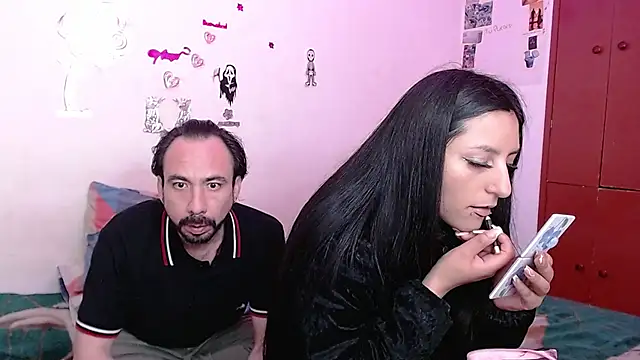 Isis Robert online show from November 2025 11:26:01 PM