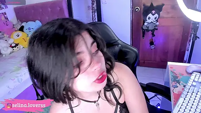 selina lovers  online show from April 2026 04:15:01 AM