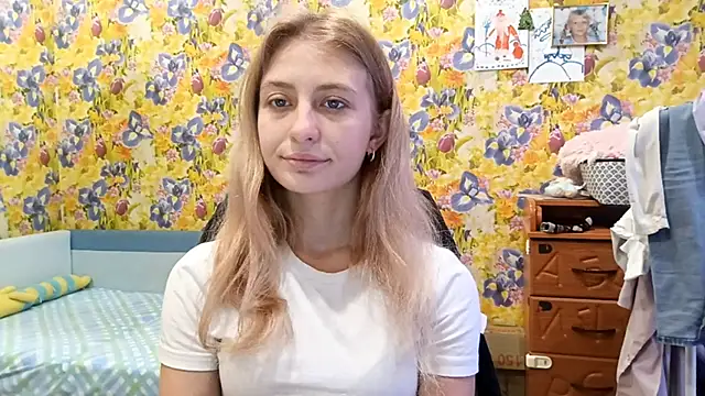 Snapshot of AmeliLia chatting on October 2025 06:32:01 AM AmeliLia online show from October 2025 06:32:01 AM