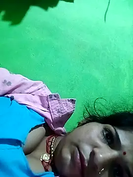 Snapshot of Karishma_cute chatting on October 2025 12:11:02 AM Karishma cute online show from October 2025 12:11:02 AM