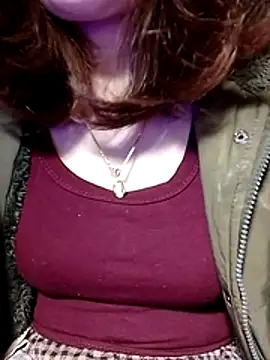 YiyinLy online show from January 2026 09:09:01 PM