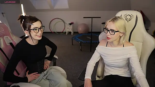 Snapshot of Jessica_start chatting on November 2025 11:12:02 AM Jessica start online show from November 2025 11:12:02 AM