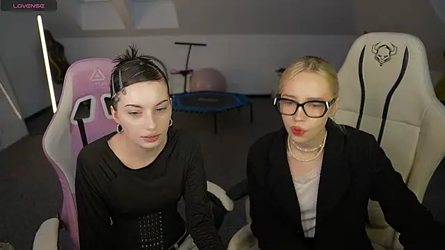 Snapshot of Jessica_start chatting on November 2025 11:24:01 AM Jessica start online show from November 2025 11:24:01 AM