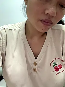 Nini-cn online show from October 2025 02:08:01 PM