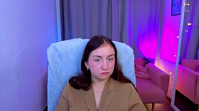 Kattrin Golden online show from October 2025 09:37:01 PM