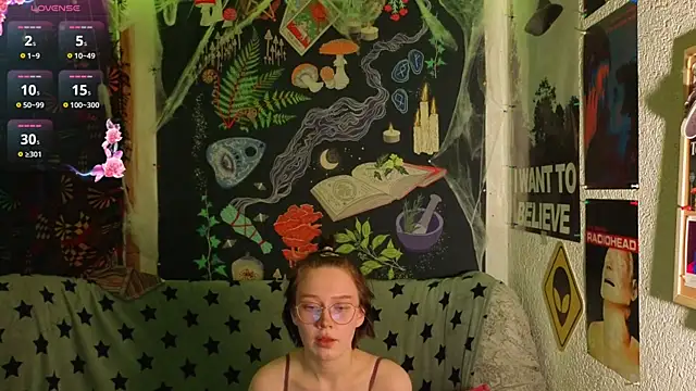 Snapshot of ReincarnatedAngel chatting on November 2025 08:55:01 PM ReincarnatedAngel online show from November 2025 08:55:01 PM