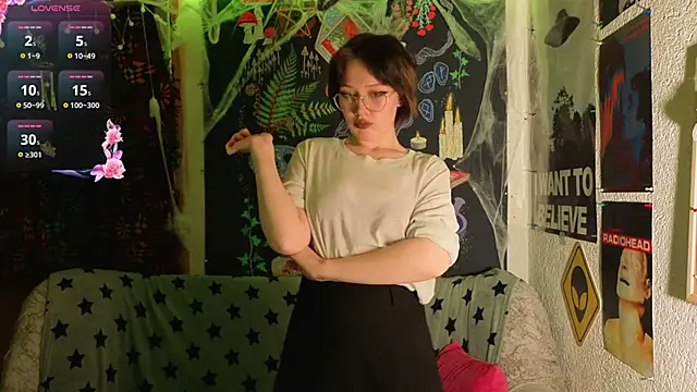 Snapshot of ReincarnatedAngel chatting on November 2025 09:50:01 PM ReincarnatedAngel online show from November 2025 09:50:01 PM