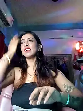 Darling Annie online show from November 2025 07:05:02 PM