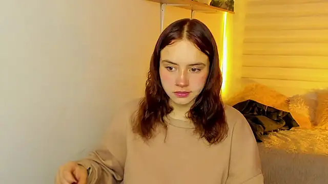 Snapshot of Emily_Lindey chatting on December 2025 03:24:02 AM Emily Lindey online show from December 2025 03:24:02 AM