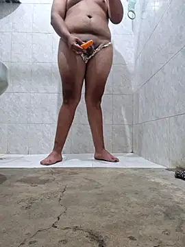 torresflow99nais online show from October 2025 06:45:02 PM