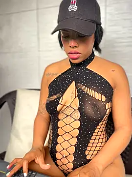 NovaFoxx online show from November 2025 02:28:02 PM