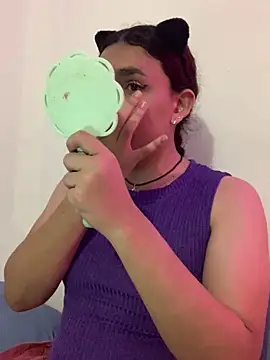 La-Gatiita-trans online show from December 2025 02:30:02 AM