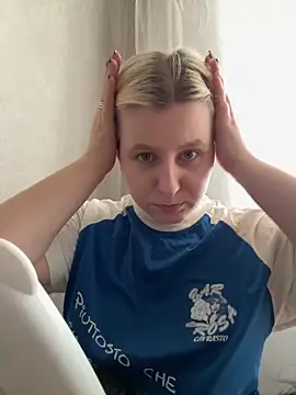 BonnyeBoom online show from February 2026 10:43:01 AM