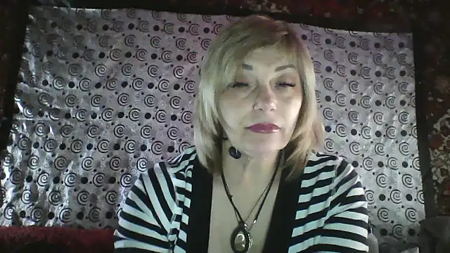 Snapshot of Lia_Ray chatting on December 2025 08:59:01 PM Lia Ray online show from December 2025 08:59:01 PM