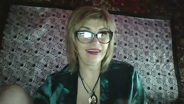 Snapshot of Lia_Ray chatting on December 2025 09:01:01 PM Lia Ray online show from December 2025 09:01:01 PM